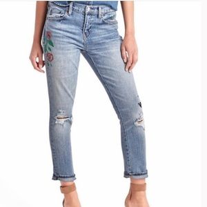 Gap Best Girlfriend Embroidered Distressed Jean